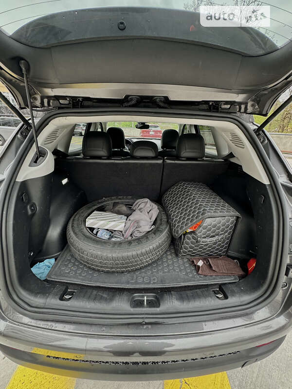 Позашляховик / Кросовер Jeep Compass 2018 в Києві