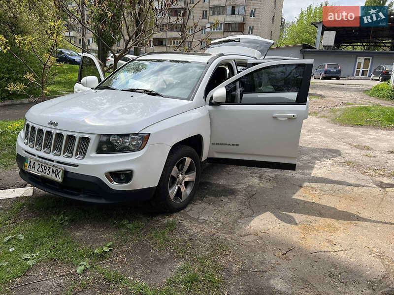 Позашляховик / Кросовер Jeep Compass 2016 в Києві
