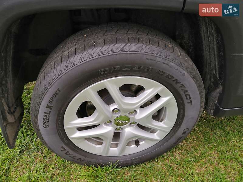 Внедорожник / Кроссовер Jeep Compass 2017 в Володарке фото 14 Внедорожник / Кроссовер Jeep Compass 2017 в Володарке