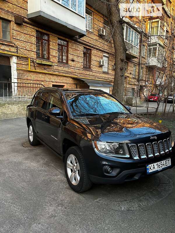 Позашляховик / Кросовер Jeep Compass 2013 в Києві