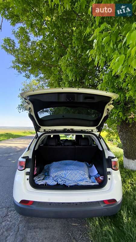 Позашляховик / Кросовер Jeep Compass 2017 в Черкасах