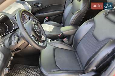 Внедорожник / Кроссовер Jeep Compass 2018 в Киеве