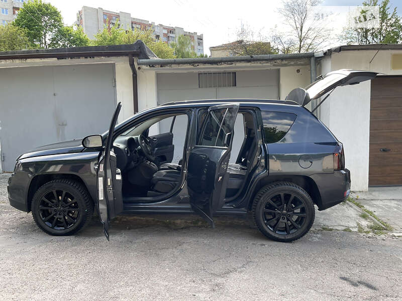 Внедорожник / Кроссовер Jeep Compass 2014 в Львове
