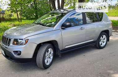 Внедорожник / Кроссовер Jeep Compass 2015 в Шостке