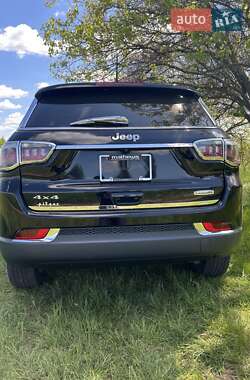 Внедорожник / Кроссовер Jeep Compass 2017 в Кагарлыке