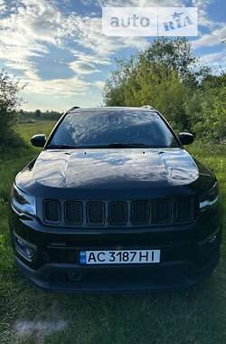 Внедорожник / Кроссовер Jeep Compass 2017 в Луцке