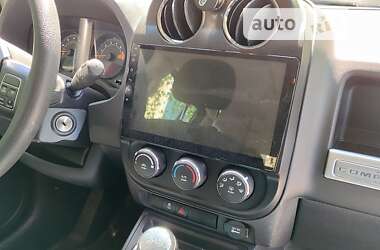 Внедорожник / Кроссовер Jeep Compass 2015 в Полтаве