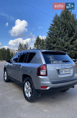 Внедорожник / Кроссовер Jeep Compass 2016 в Сарнах