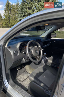 Позашляховик / Кросовер Jeep Compass 2016 в Сарнах