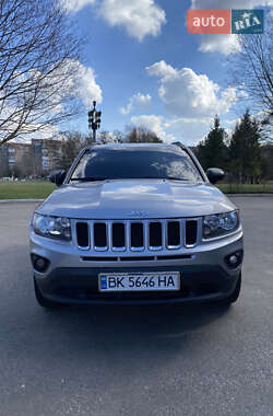 Внедорожник / Кроссовер Jeep Compass 2016 в Сарнах