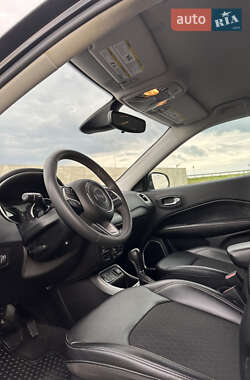 Внедорожник / Кроссовер Jeep Compass 2021 в 