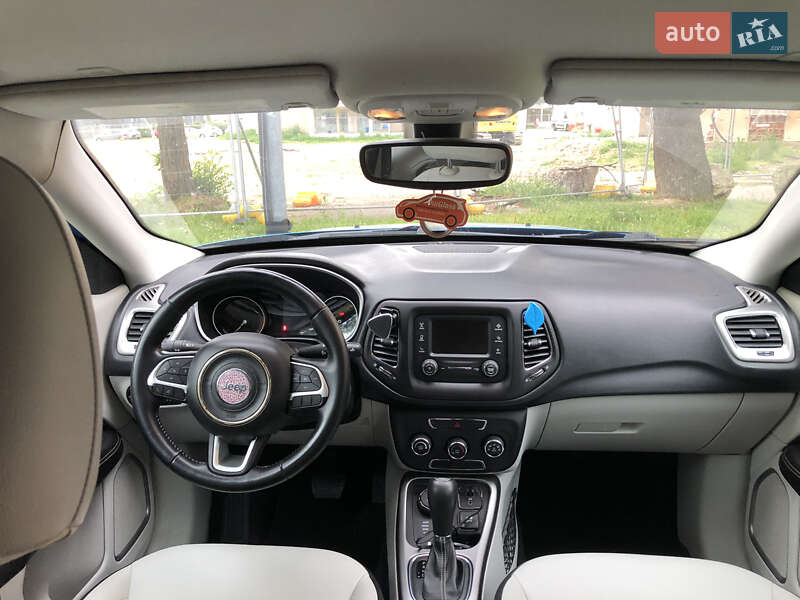 Внедорожник / Кроссовер Jeep Compass 2017 в Сумах