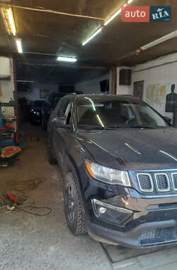 Внедорожник / Кроссовер Jeep Compass 2018 в Глухове