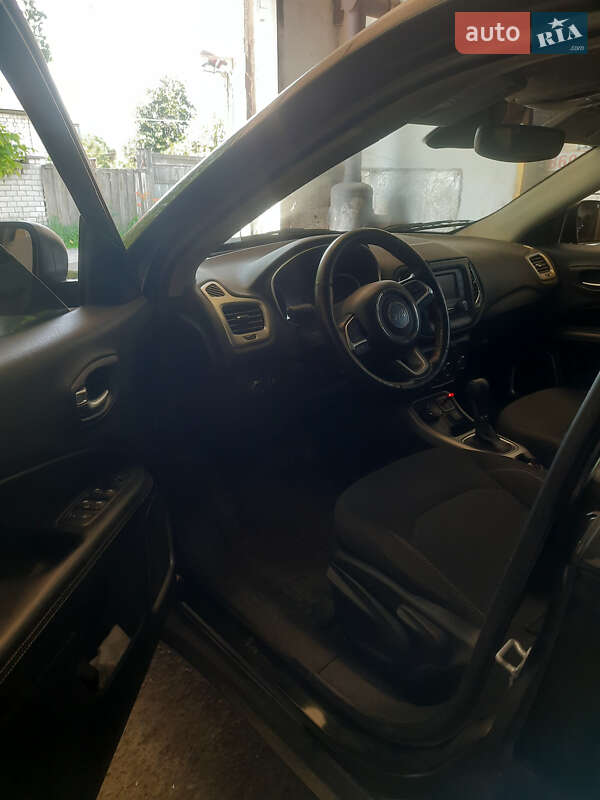 Внедорожник / Кроссовер Jeep Compass 2018 в Глухове