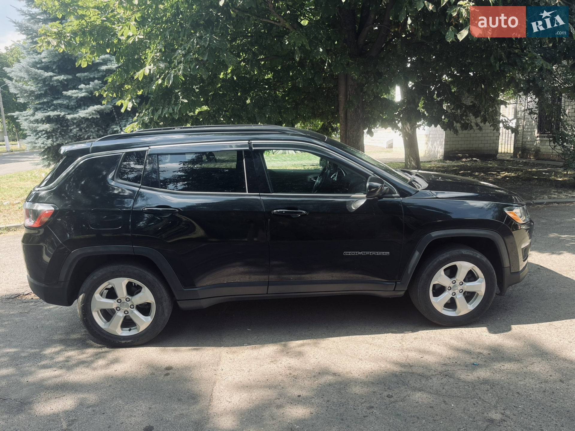 2017 Jeep Compass - мініатюра 3