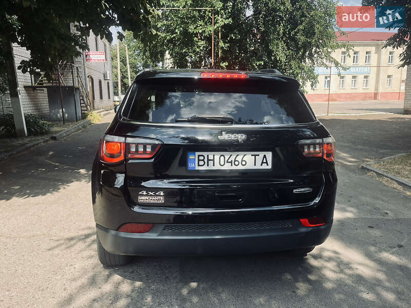 Внедорожник / Кроссовер Jeep Compass 2017 в Подольске