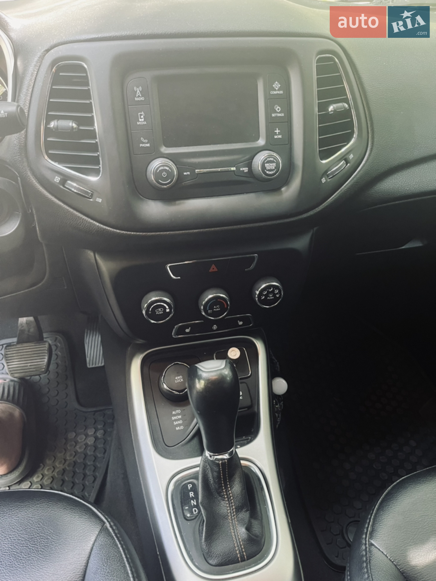 2017 Jeep Compass - мініатюра 19