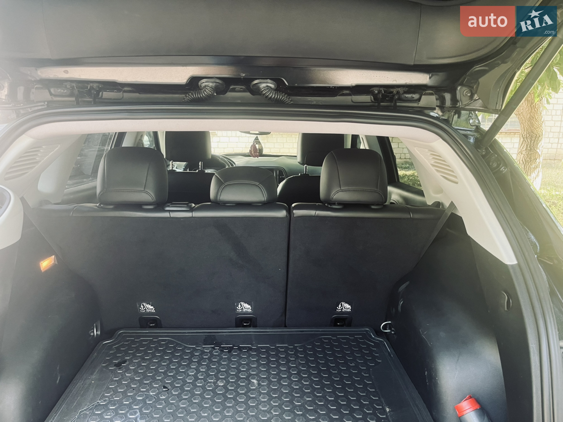2017 Jeep Compass - мініатюра 24