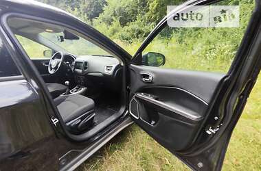 Внедорожник / Кроссовер Jeep Compass 2019 в 