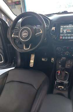Внедорожник / Кроссовер Jeep Compass 2017 в 