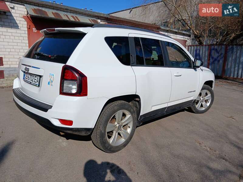 Внедорожник / Кроссовер Jeep Compass 2013 в Чернигове