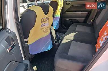 Внедорожник / Кроссовер Jeep Compass 2013 в 