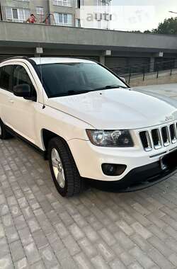 Внедорожник / Кроссовер Jeep Compass 2013 в Черновцах