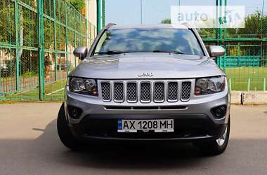 Внедорожник / Кроссовер Jeep Compass 2015 в Лубнах