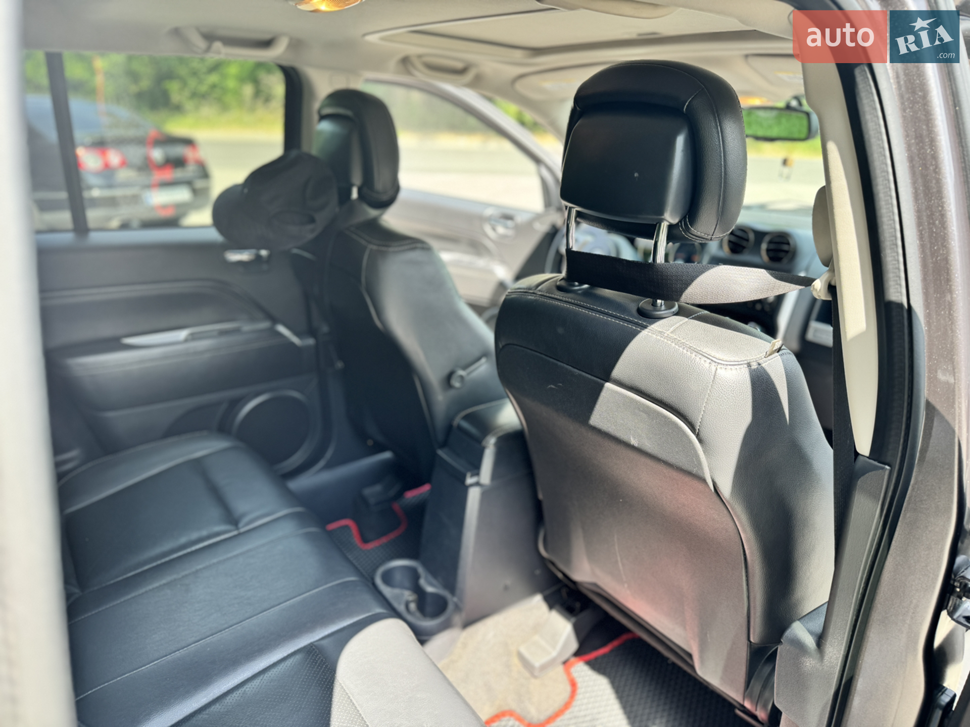 2015 Jeep Compass - мініатюра 12