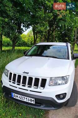Внедорожник / Кроссовер Jeep Compass 2011 в 