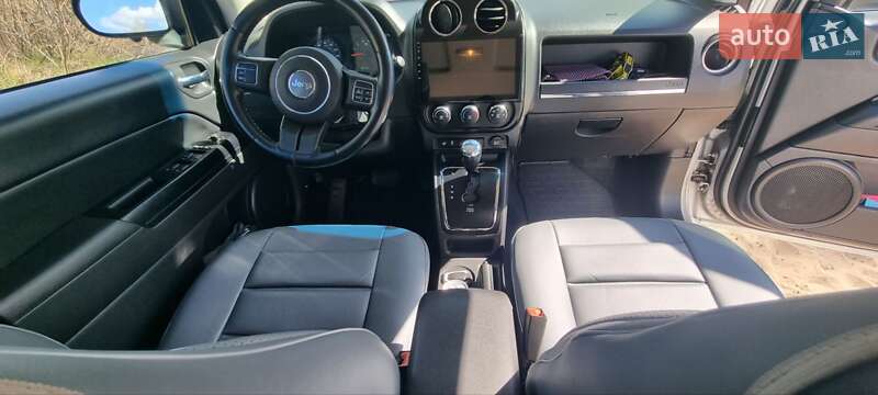 Позашляховик / Кросовер Jeep Compass 2012 в Дніпрі