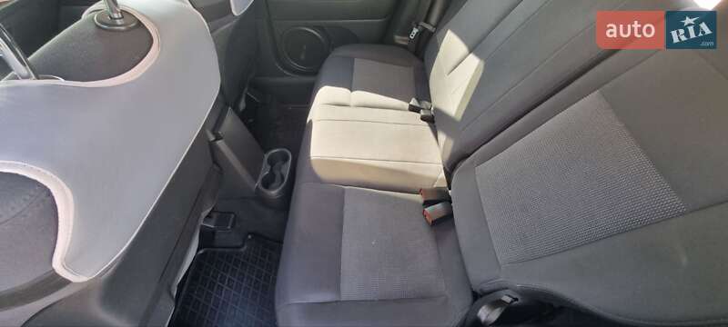 Позашляховик / Кросовер Jeep Compass 2012 в Дніпрі