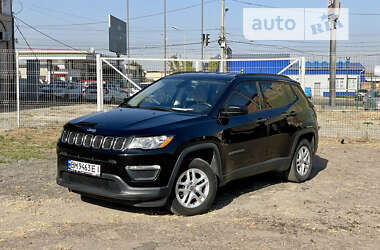 Внедорожник / Кроссовер Jeep Compass 2017 в Сумах