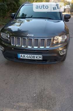 Внедорожник / Кроссовер Jeep Compass 2014 в Киеве