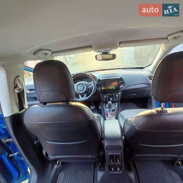 Внедорожник / Кроссовер Jeep Compass 2017 в Киеве