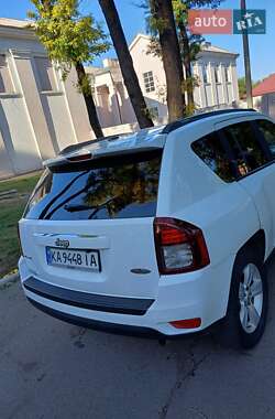 Внедорожник / Кроссовер Jeep Compass 2014 в Каменском