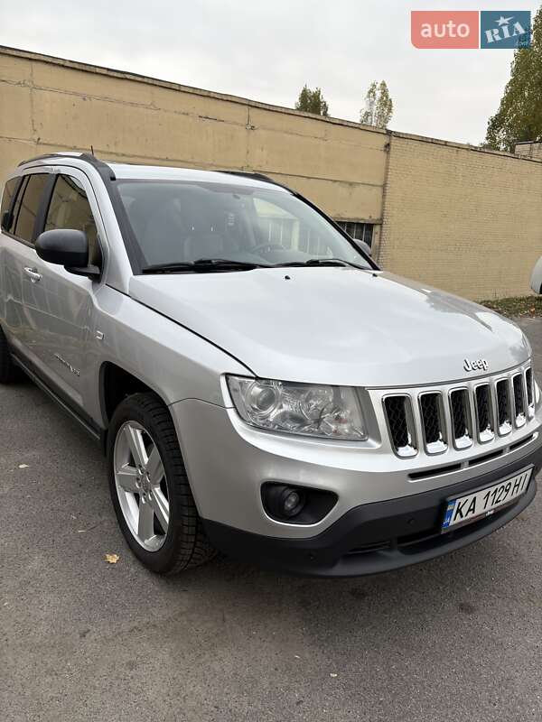 Внедорожник / Кроссовер Jeep Compass 2012 в Киеве