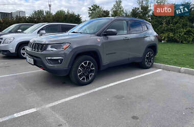 Внедорожник / Кроссовер Jeep Compass 2019 в Киеве