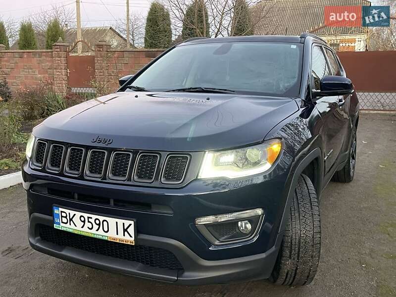 Внедорожник / Кроссовер Jeep Compass 2019 в Ровно