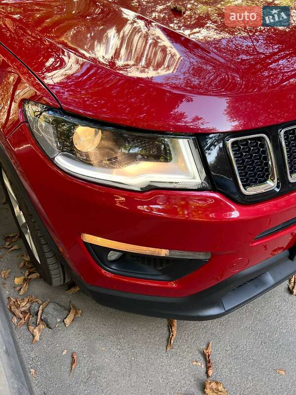 Внедорожник / Кроссовер Jeep Compass 2018 в Харькове