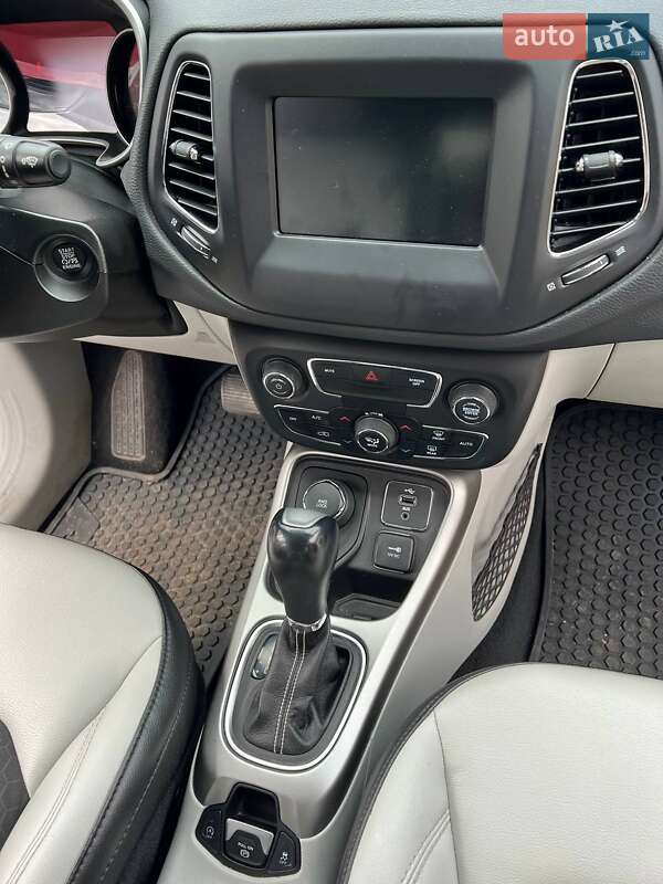 Внедорожник / Кроссовер Jeep Compass 2018 в Харькове