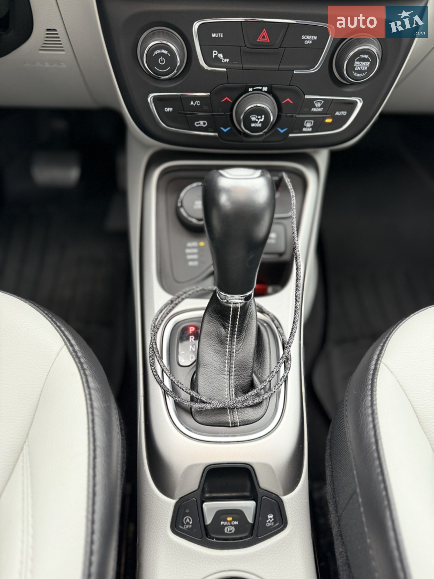 2018 Jeep Compass - мініатюра 24