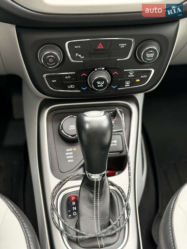 Внедорожник / Кроссовер Jeep Compass 2018 в Киеве фото 25 Внедорожник / Кроссовер Jeep Compass 2018 в Киеве