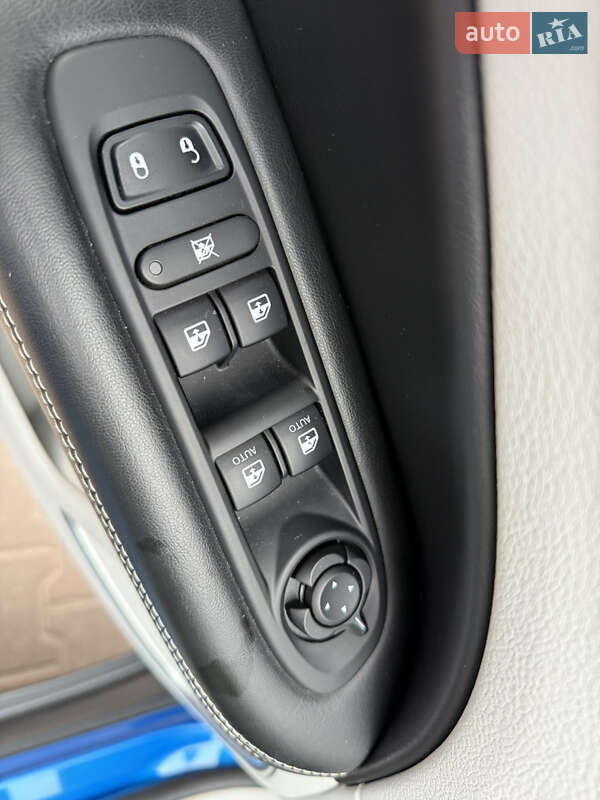 Внедорожник / Кроссовер Jeep Compass 2018 в Киеве фото 32 Внедорожник / Кроссовер Jeep Compass 2018 в Киеве