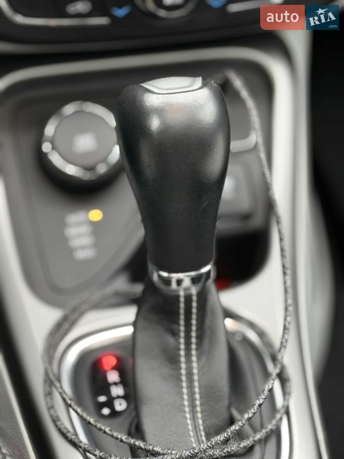 2018 Jeep Compass - мініатюра 38