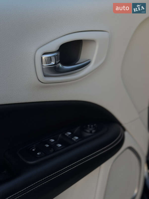 Внедорожник / Кроссовер Jeep Compass 2019 в Дубно