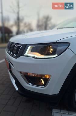 Внедорожник / Кроссовер Jeep Compass 2021 в Киеве