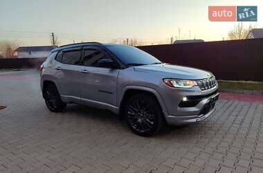 Внедорожник / Кроссовер Jeep Compass 2022 в 