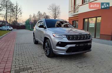 Внедорожник / Кроссовер Jeep Compass 2022 в 