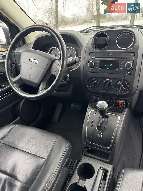 Внедорожник / Кроссовер Jeep Compass 2009 в Житомире